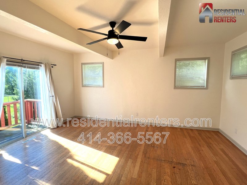 Private Single Family Cottage Home, Recently Updated, Hardwood Floors, Great Yard, Pets Ok! property image