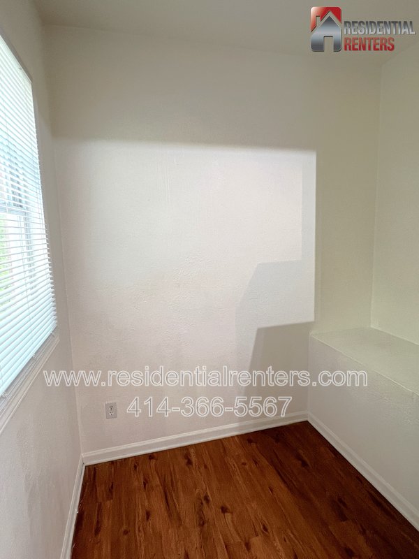 Private Single Family Cottage Home, Recently Updated, Hardwood Floors, Great Yard, Pets Ok! property image