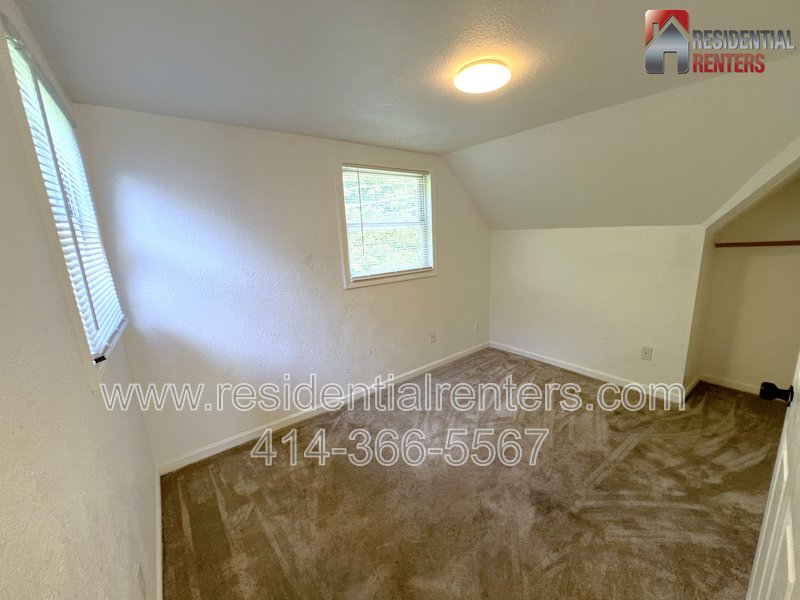 Private Single Family Cottage Home, Recently Updated, Hardwood Floors, Great Yard, Pets Ok! property image