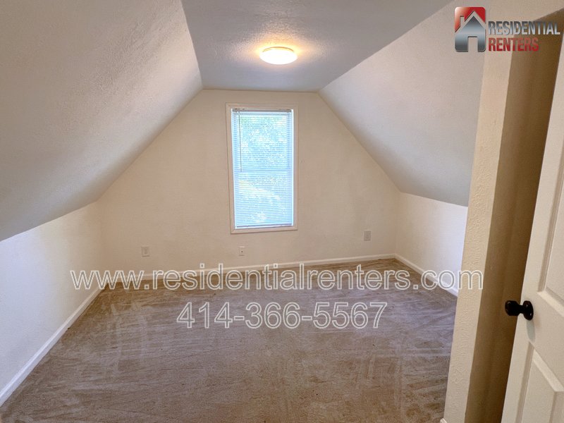 Private Single Family Cottage Home, Recently Updated, Hardwood Floors, Great Yard, Pets Ok! property image