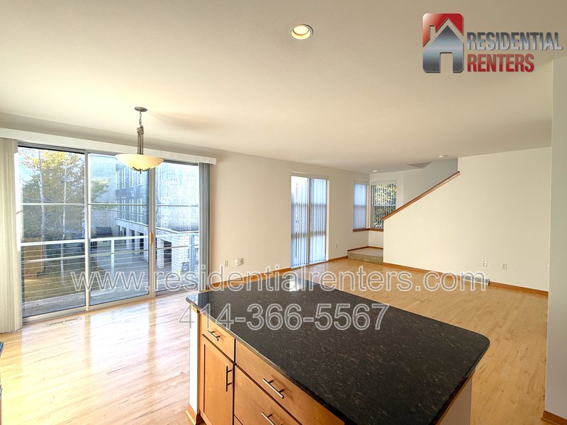Tri-Level Luxury Condo with River & Downtown Views, Garage Parking, Great Location! property image