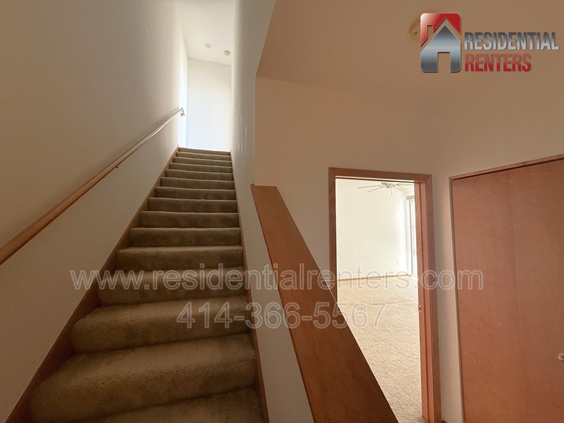 Tri-Level Luxury Condo with River & Downtown Views, Garage Parking, Great Location! property image