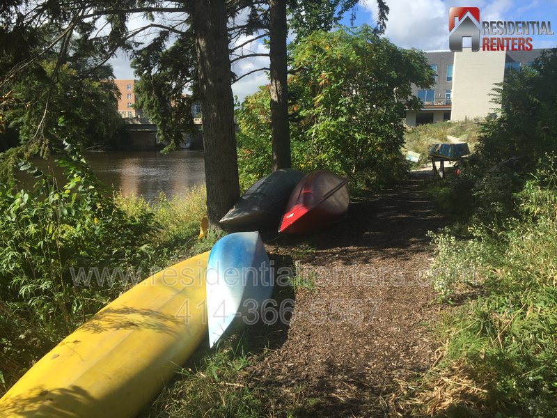 Tri-Level Luxury Condo with River & Downtown Views, Garage Parking, Great Location! property image