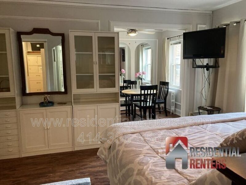 Desirable Short-term furnished accommodation in a classical Lakefront hotel environment.  property image