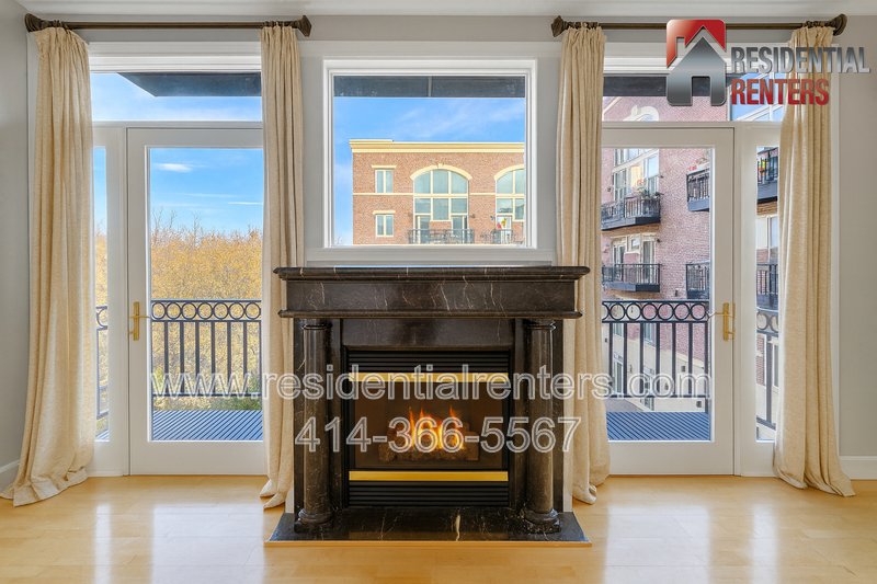 Lower East Side Condo, Balcony with Views, Garage Parking (2 spaces), Pets OK, Great Location! property image