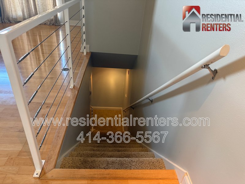 Lower East Side Condo, Balcony with Views, Garage Parking (2 spaces), Pets OK, Great Location! property image