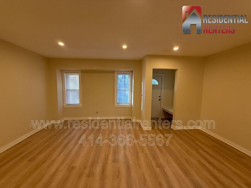 Newly Remodeled Upper & Lower Duplex, Pets Welcome! property image