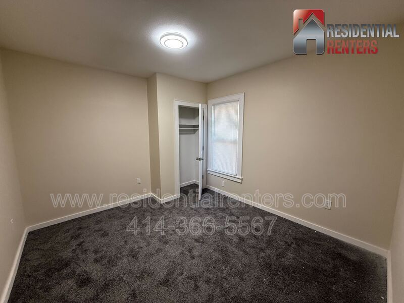 Newly Remodeled Upper & Lower Duplex, Pets Welcome! property image