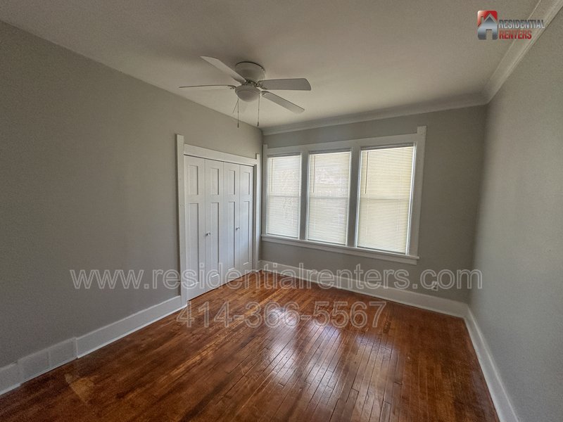 Riverwest Newly Remodeled House with Off Street Parking, Pets Welcome. property image