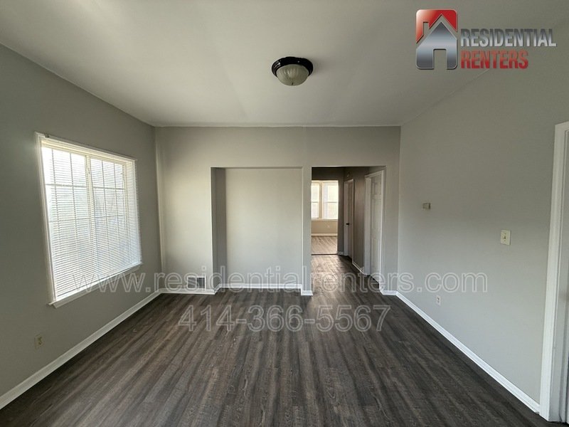Washington Park Newly Remodeled Duplex with Off Street Parking, Pets Welcome property image