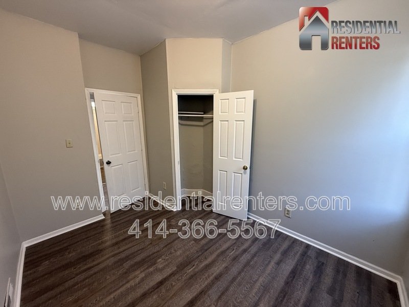 Washington Park Newly Remodeled Duplex with Off Street Parking, Pets Welcome property image