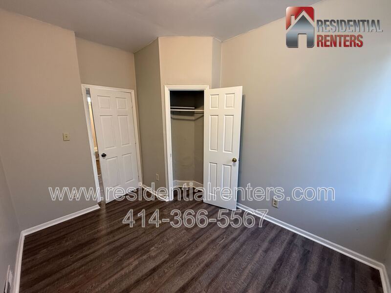 Washington Park Newly Remodeled Duplex with Off Street Parking, Pets Welcome property image