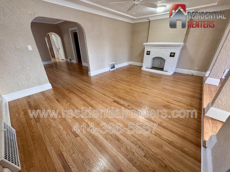 Cozy Wauwatosa Lower Duplex, Garage Parking, & Pets Ok! property image