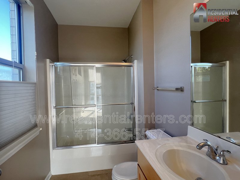 Commerce Street Tri-Level Condo with 2 Car Garage property image