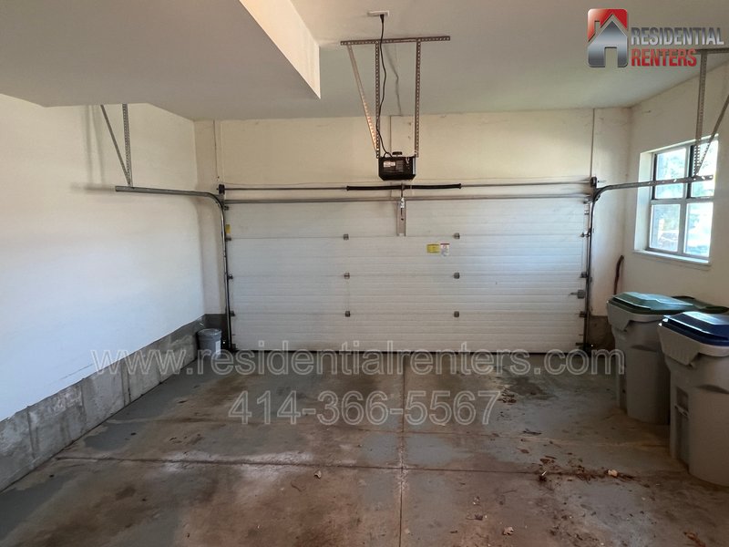 Commerce Street Tri-Level Condo with 2 Car Garage property image