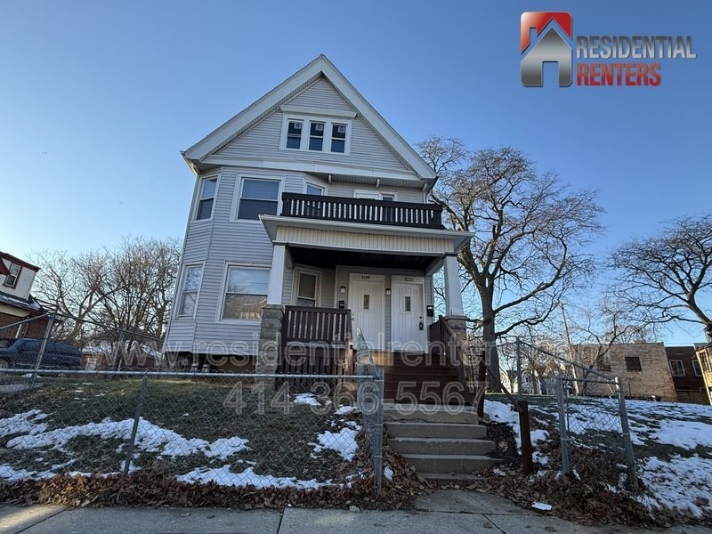 Washington Park Newly Remodeled Lower Duplex with Off Street Parking, Pets Welcome property image