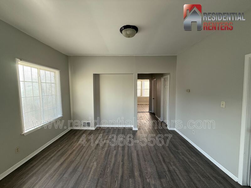 Washington Park Newly Remodeled Lower Duplex with Off Street Parking, Pets Welcome property image