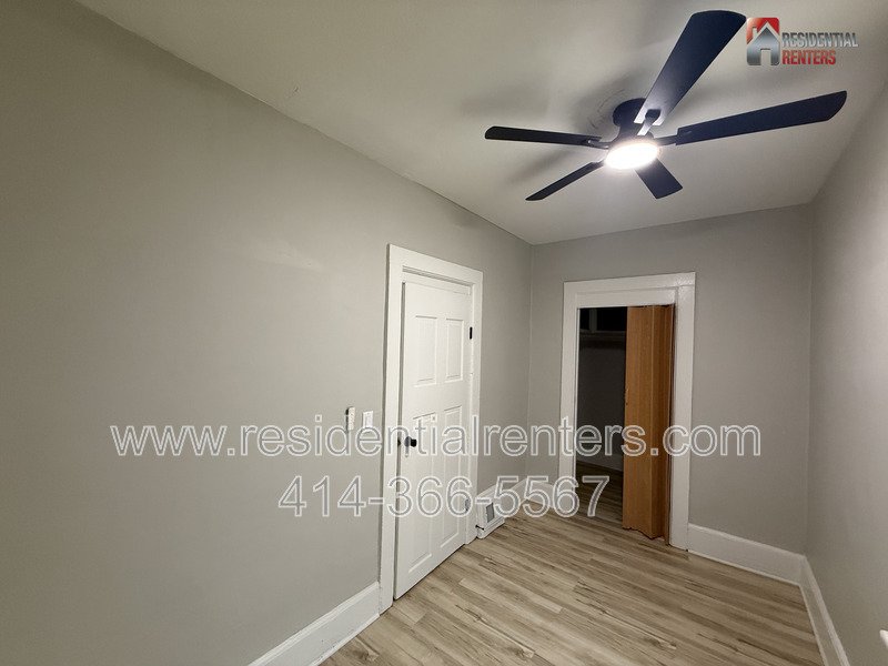 Cozy Lower Floor Duplex, Harambee Neighborhood, Parking Available! property image