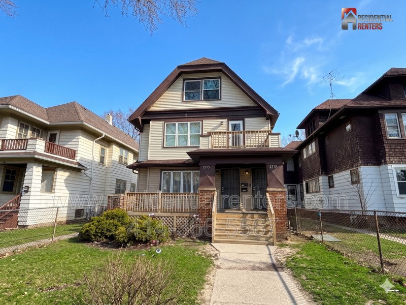 Saint Joseph Newly Remodeled Lower Duplex with Garage Parking, Pets Welcome! property image