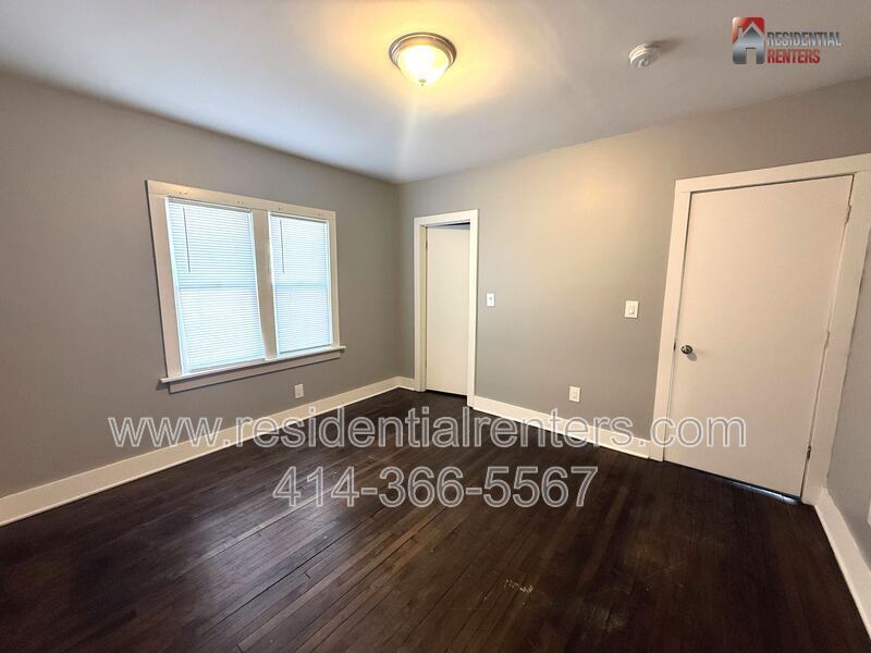 Saint Joseph Newly Remodeled Lower Duplex with Garage Parking, Pets Welcome! property image