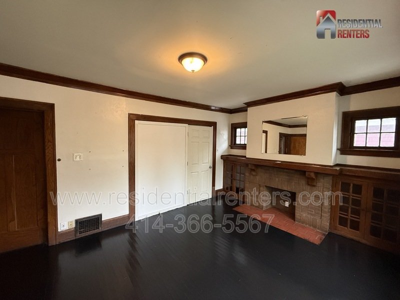 Harambee Neighborhood 2BR Upper Duplex, Hardwood Flooring Throughout, Pet Friendly! property image