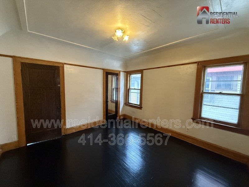 Harambee Neighborhood 2BR Upper Duplex, Hardwood Flooring Throughout, Pet Friendly! property image