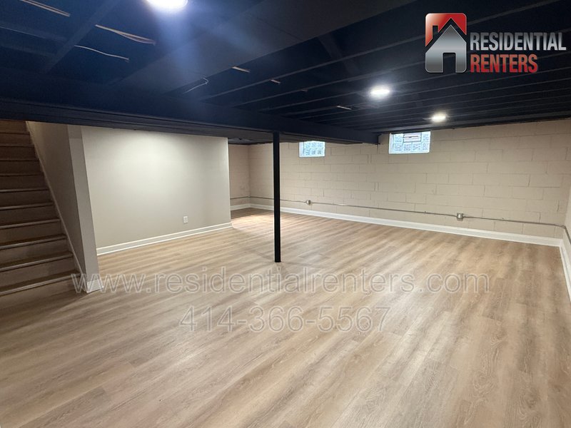 Brookfield 4BR Single Family - Newly Renovated, Great Location, Pets OK! property image
