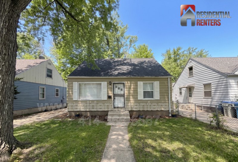 Walh Park 3BR House, Just Renovated, LVP Flooring Throughout, Pet Friendly! property image