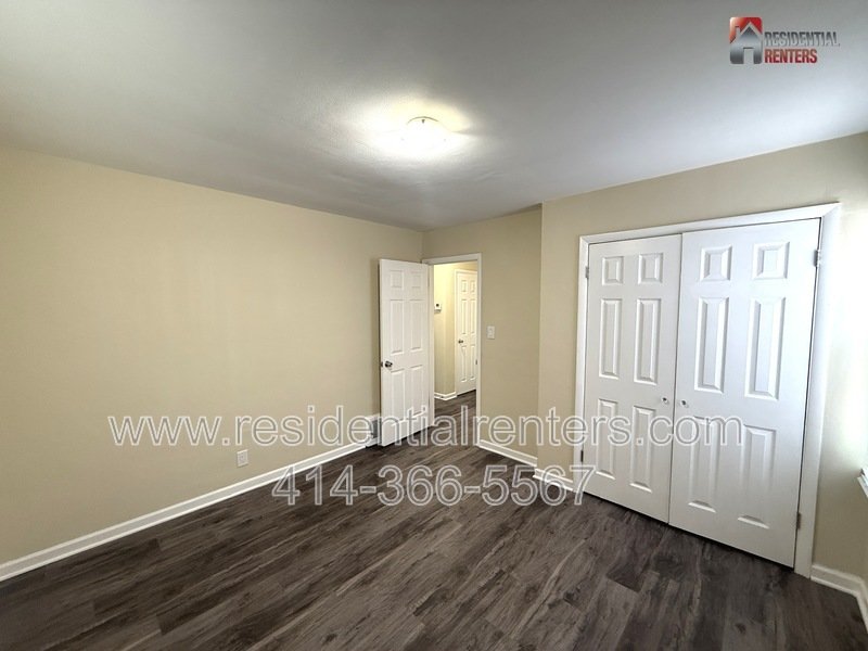 Walh Park 3BR House, Just Renovated, LVP Flooring Throughout, Pet Friendly! property image