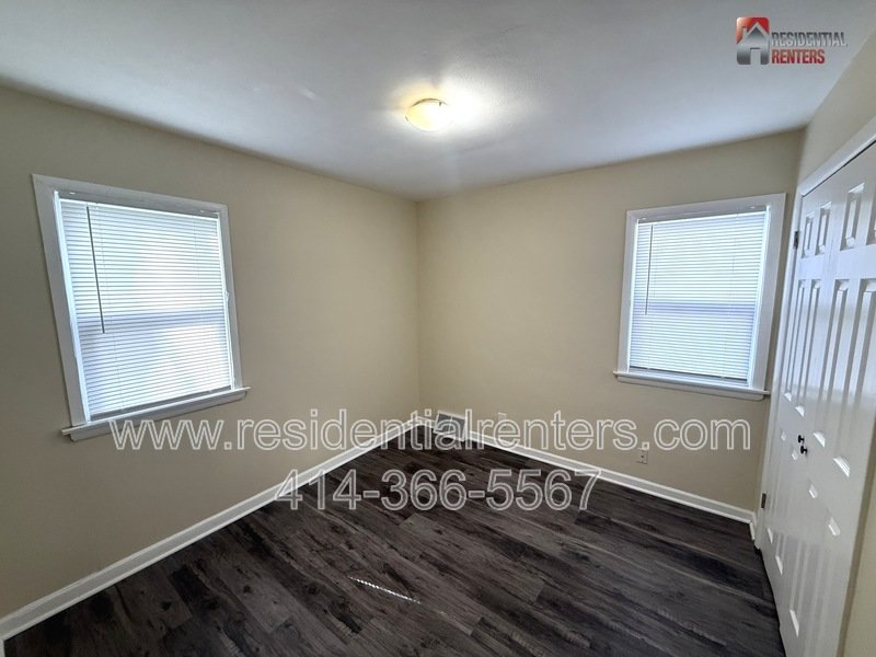 Walh Park 3BR House, Just Renovated, LVP Flooring Throughout, Pet Friendly! property image