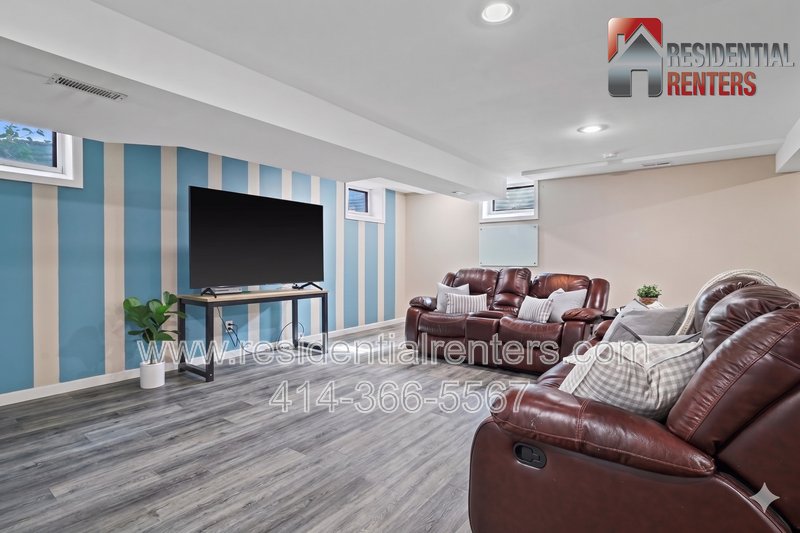 Newly Renovated Single Family, Updated Kitchen, Finished Basement, Large Yard, 2 Car Garage, Pets Negotiable, Great Location! property image