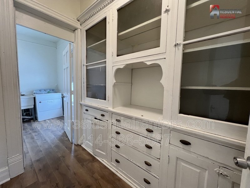 King Park Spacious First Floor with Off Street Parking and Pets Ok! property image