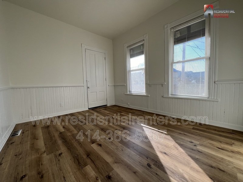 King Park Spacious First Floor with Off Street Parking and Pets Ok! property image