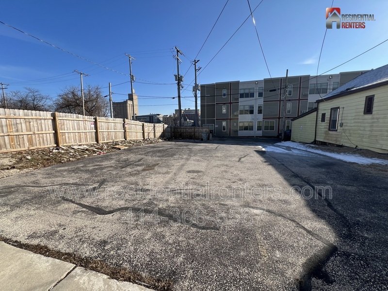 King Park Spacious First Floor with Off Street Parking and Pets Ok! property image