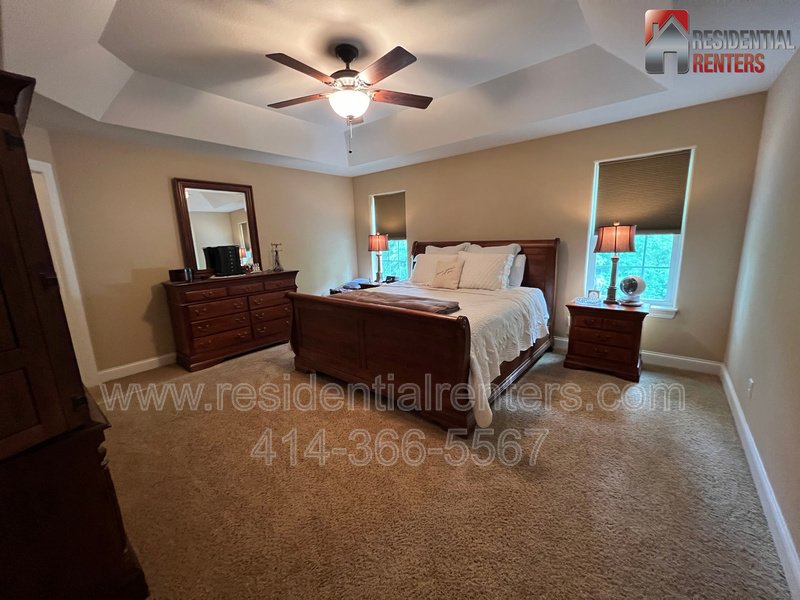 Gorgeous Sussex Single Family Home! Huge Walk Out Basement, 3 Car Garage! property image