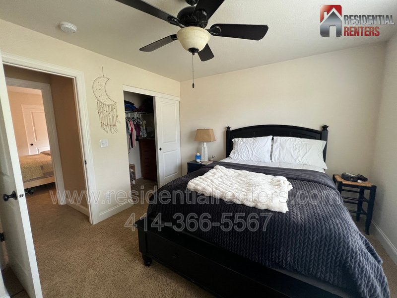 Gorgeous Sussex Single Family Home! Huge Walk Out Basement, 3 Car Garage! property image