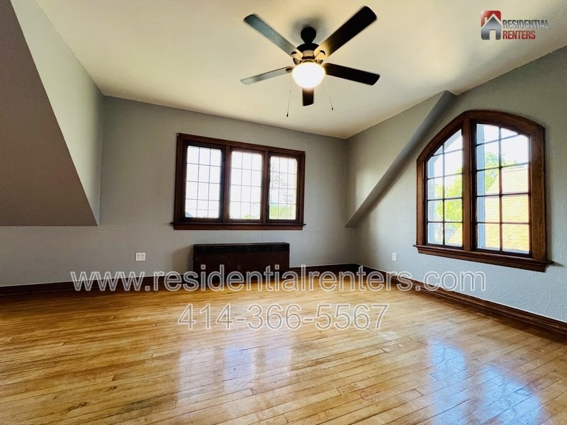Morgandale Upper with Garage Parking & Pets Ok! property image