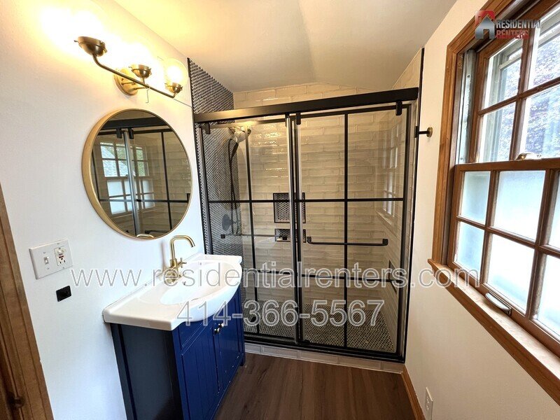 Exclusive Whitefish Bay Single Family, Rare Rental Opportunity, Fenced Yard, Garage Parking, Pet Friendly property image