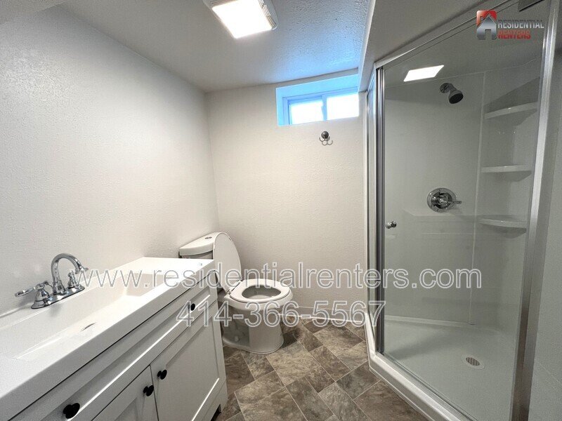 Exclusive Whitefish Bay Single Family, Rare Rental Opportunity, Fenced Yard, Garage Parking, Pet Friendly property image