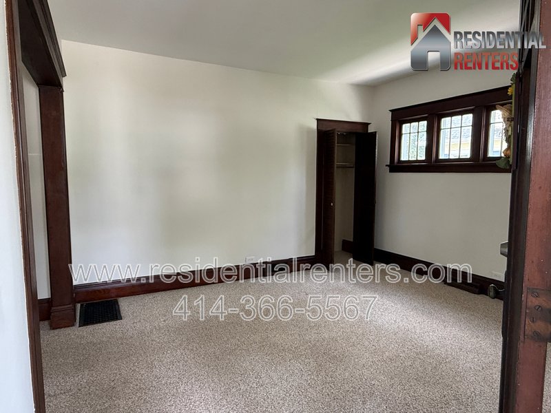 Historic 1900s Single Family Home, Gorgeous HWFs, Garage Parking, Great Location,Move in Ready! property image