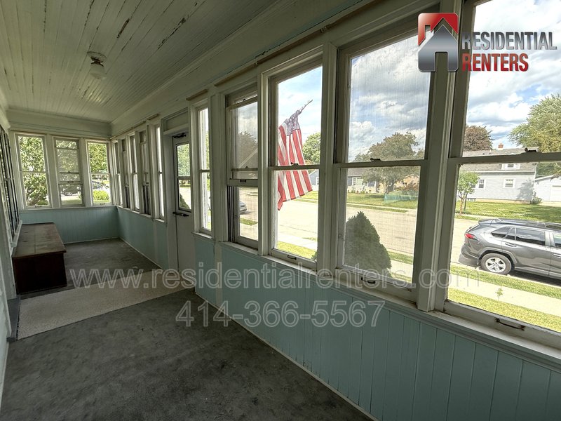 Historic 1900s Single Family Home, Gorgeous HWFs, Garage Parking, Great Location,Move in Ready! property image