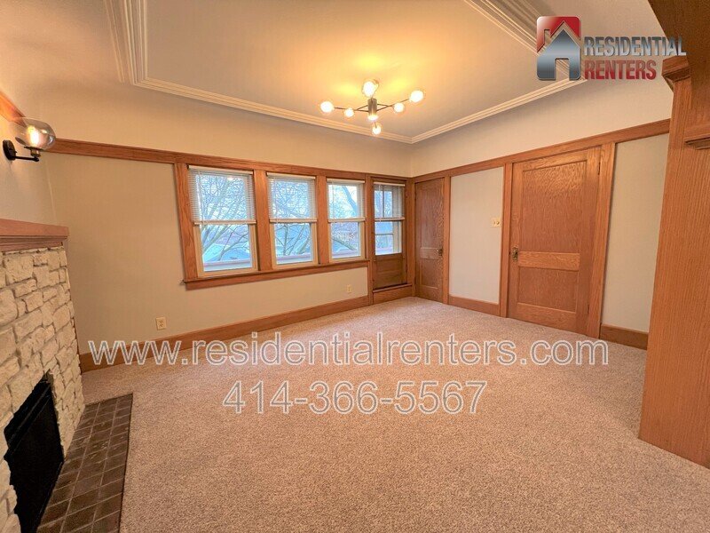 Charming Bayview Upper, Humboldt Park, Chill On the Hill, Garage Parking! property image