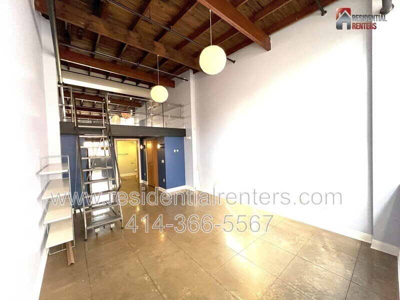 Rare Open Concept Riverwest Loft, Garage Parking Included, Cream City Brick, Pet Friendly! property image