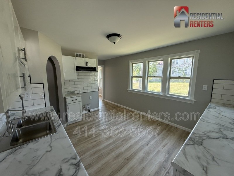Harambee Neighborhood 3BR Lower Duplex, Just Renovated, Hardwood Flooring Throughout, Pet Friendly! property image