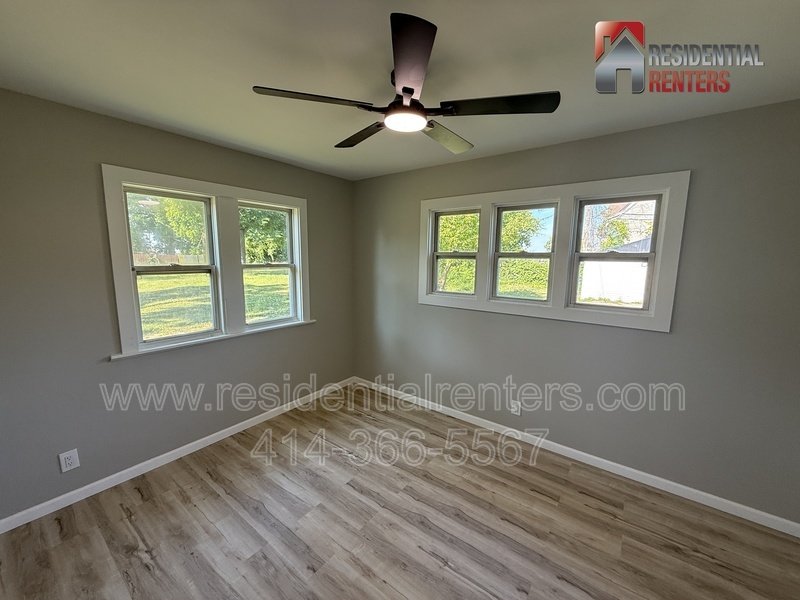Harambee Neighborhood 3BR Lower Duplex, Just Renovated, Hardwood Flooring Throughout, Pet Friendly! property image
