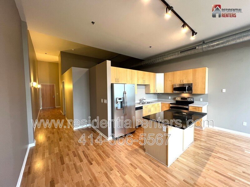 Exposed Cream City Brick, Spectacular Brewers Hill Location, Off Street Parking, Pet Friendly! property image