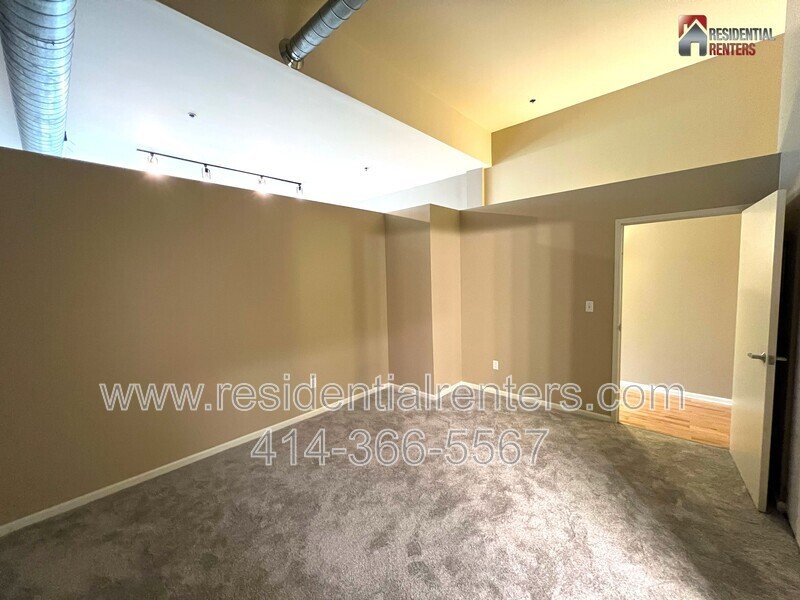 Exposed Cream City Brick, Spectacular Brewers Hill Location, Off Street Parking, Pet Friendly! property image