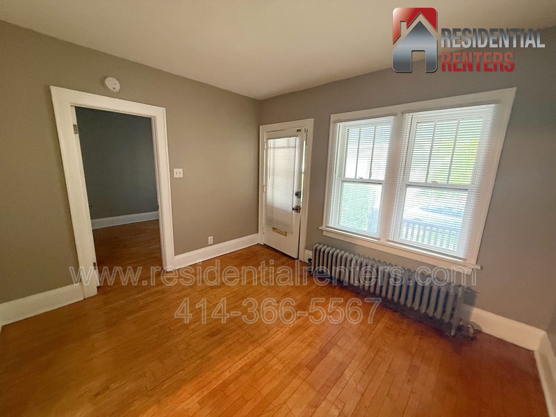 Six Points 2BD - Duplex, Hardwood Flooring Throughout, Pet Friendly! property image