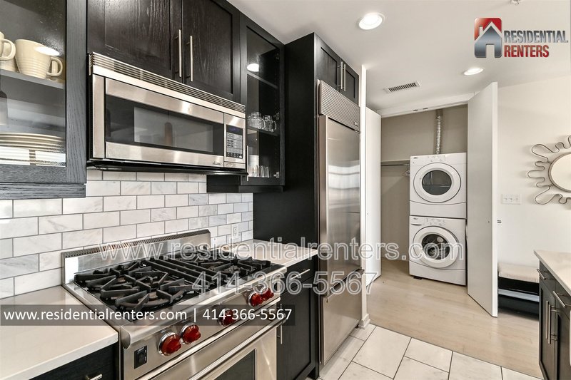 Welcome to the Moderne. Unmatched Downtown Luxury Condo Living, Heated Garage Parking, and Lavish Amenities. property image