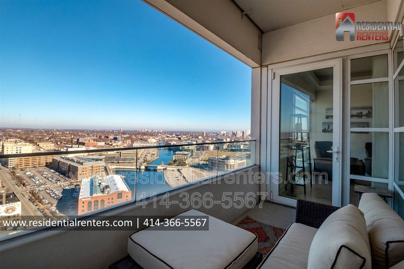 Welcome to the Moderne. Unmatched Downtown Luxury Condo Living, Heated Garage Parking, and Lavish Amenities. property image